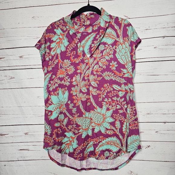 Soft Surroundings Floral V-Neck Tee - Picture 6 of 9